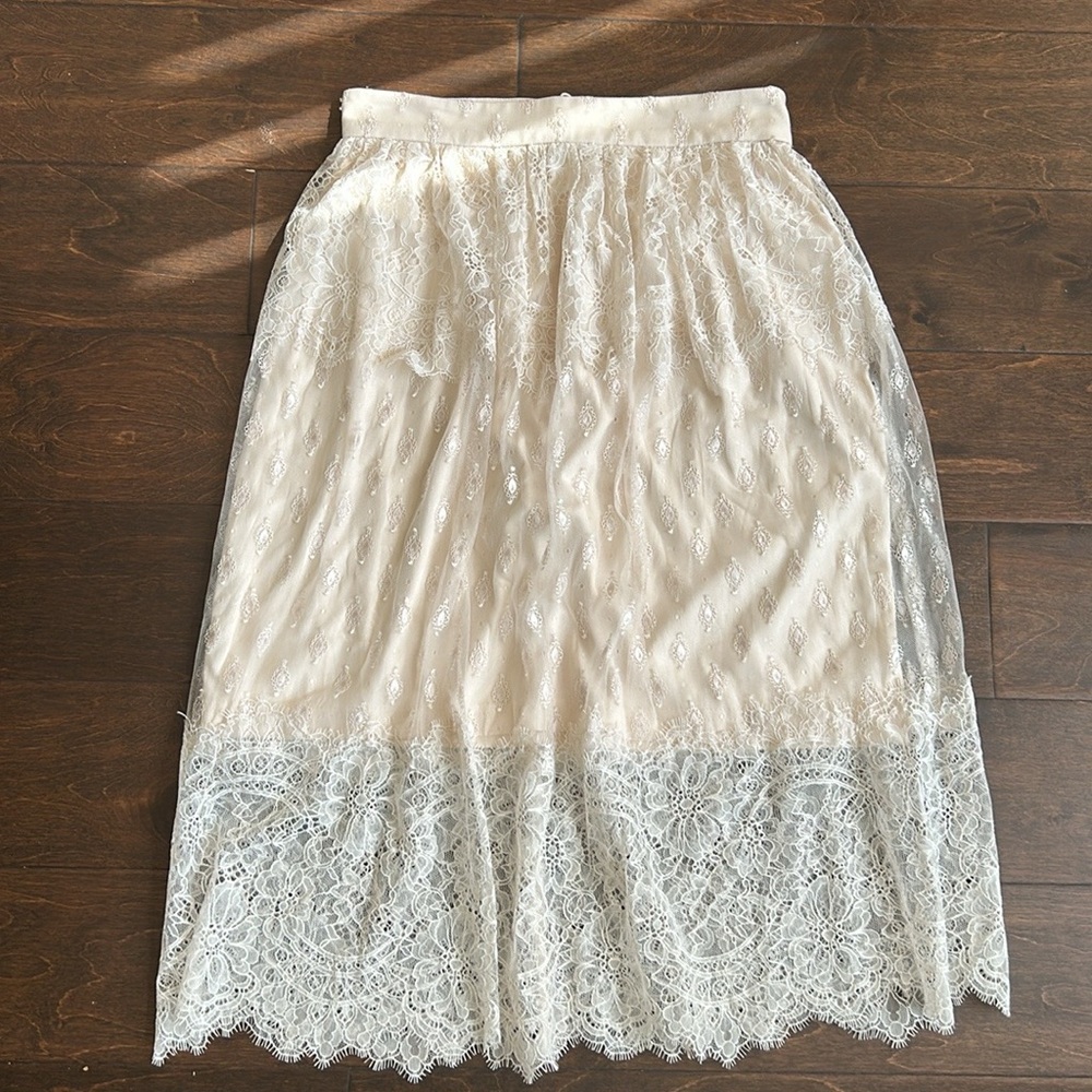 Women’s Skirt Lace Off White Lined Waist 26 ST2825 Scalloped Edge - Picture 2 of 4